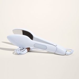 The Nori Press Handheld Steamer & Iron